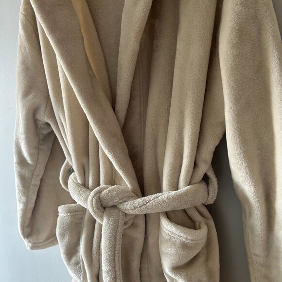 Summer Rose Plush Robe - Size L/XL - Picture 4 of 7